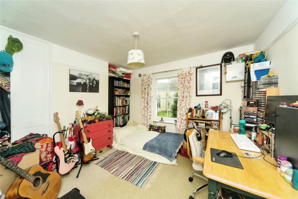3 bed Terraced