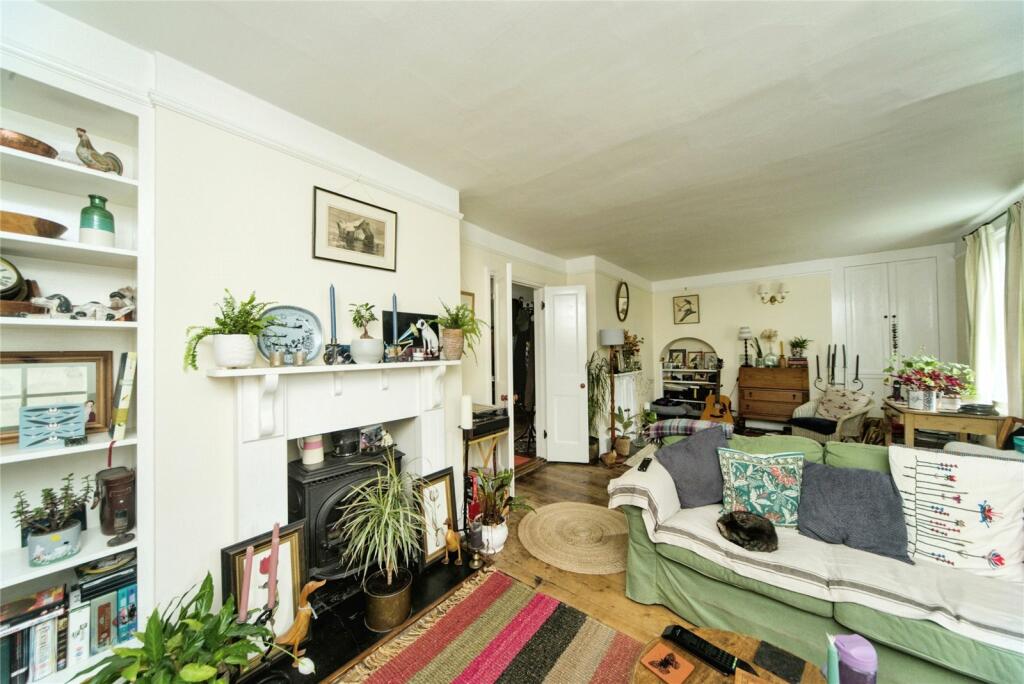 3 bed Terraced