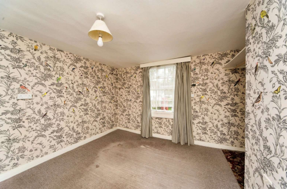 4 bed Cottage
