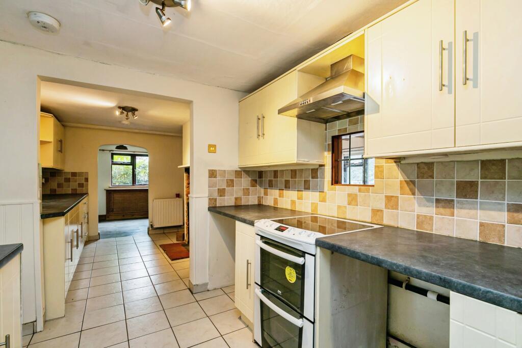 2 bed Detached Bungalow