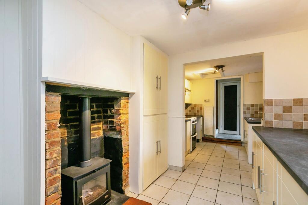 2 bed Detached Bungalow