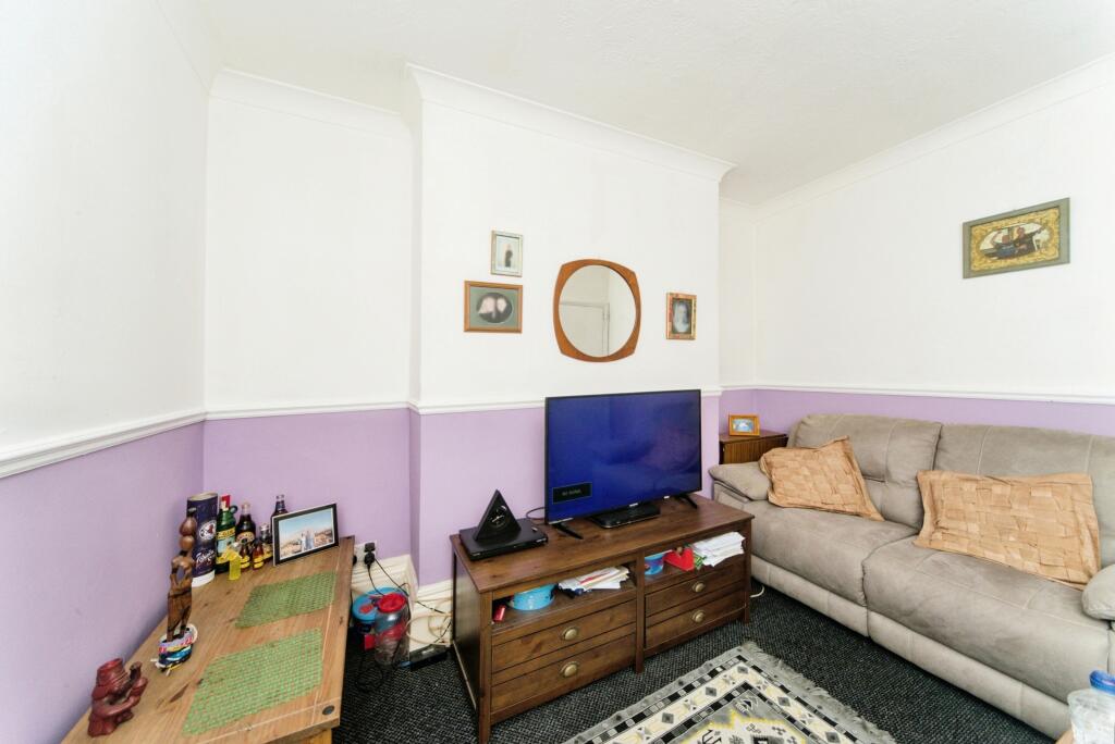2 bed Apartment