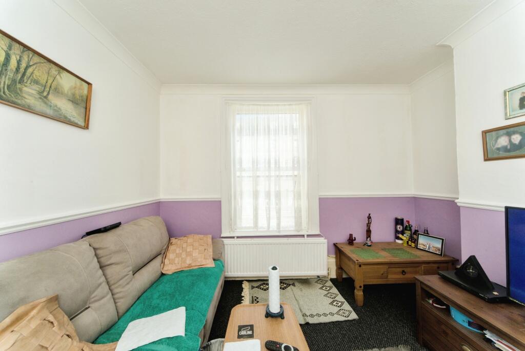 2 bed Apartment