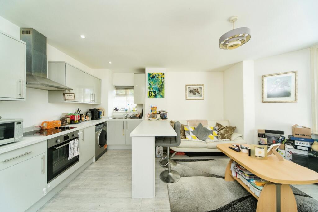 2 bed Apartment
