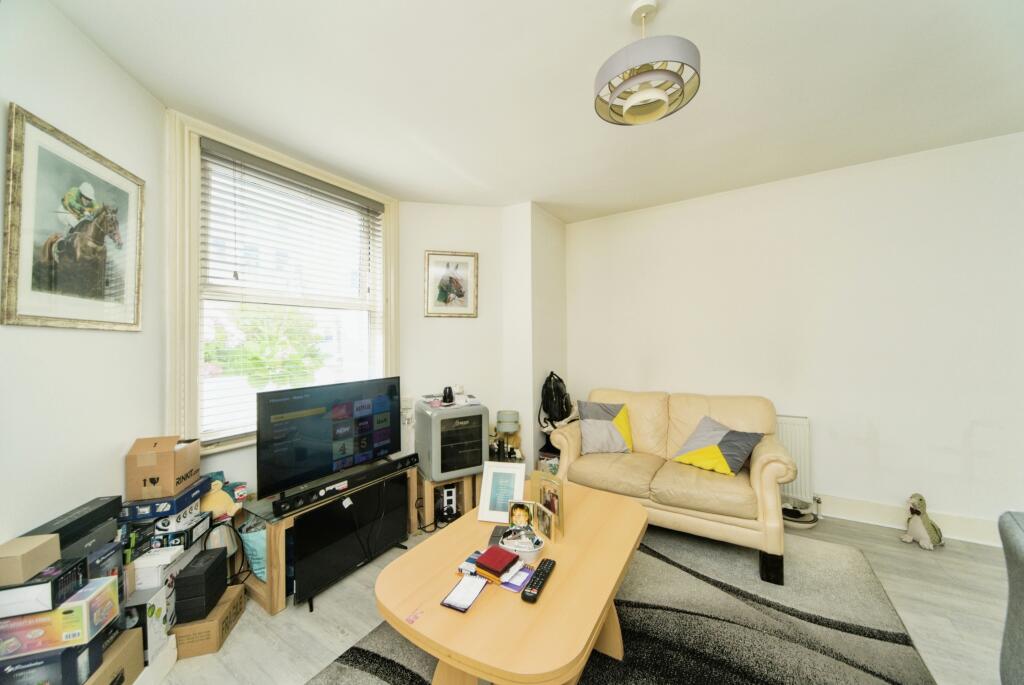 2 bed Apartment