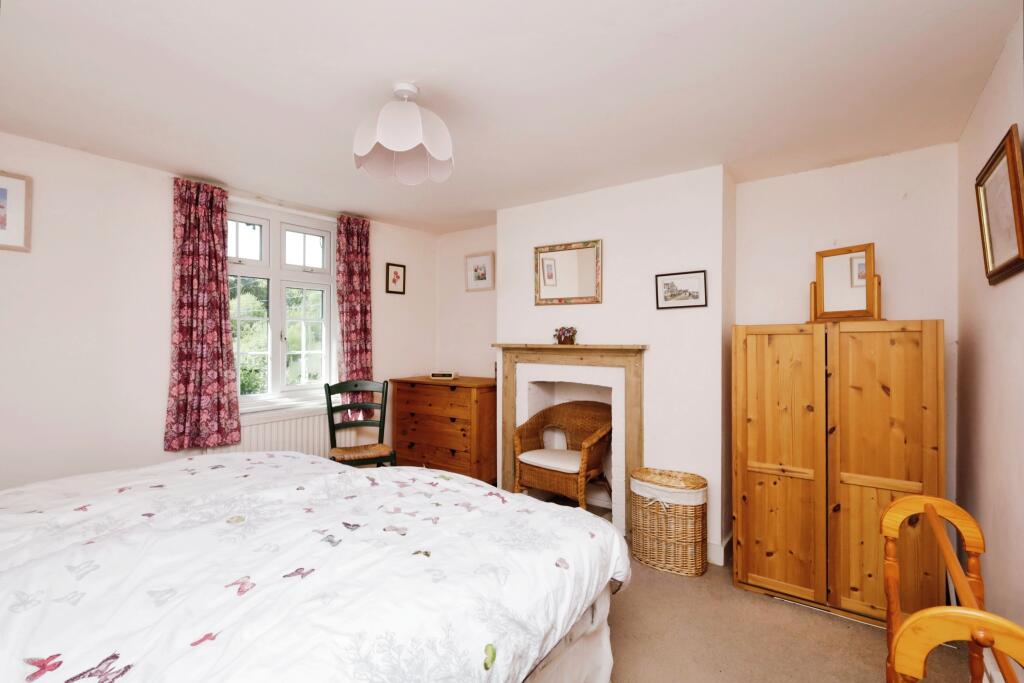 2 bed Semi-Detached