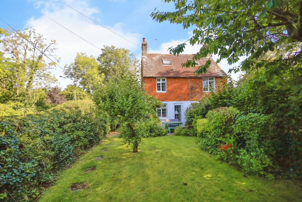 2 bed Semi-Detached