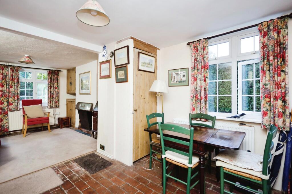 2 bed Semi-Detached