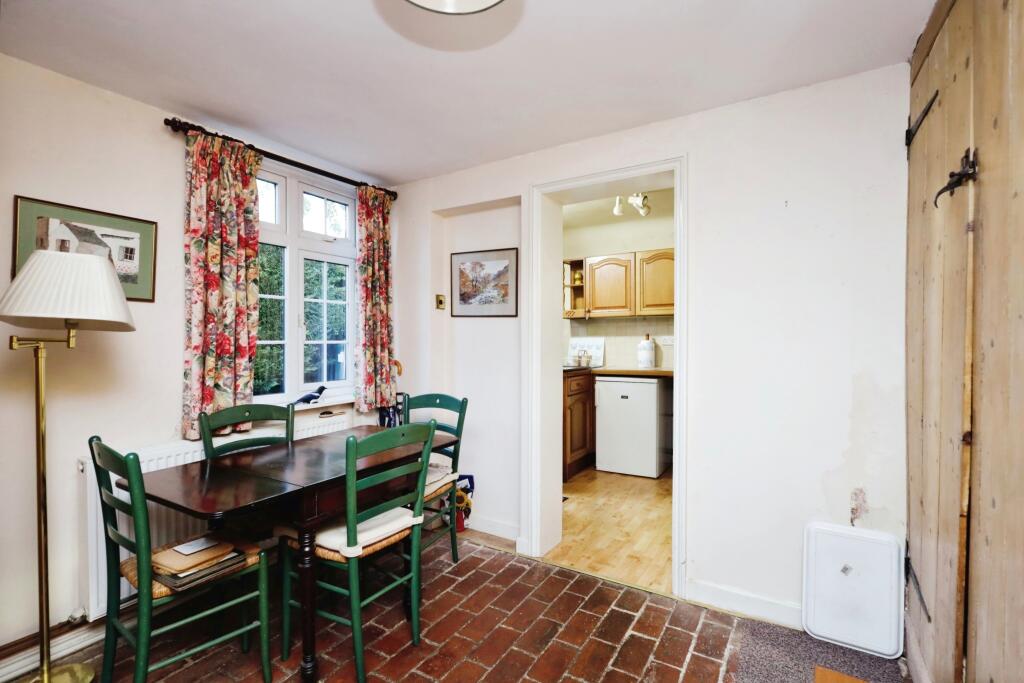 2 bed Semi-Detached