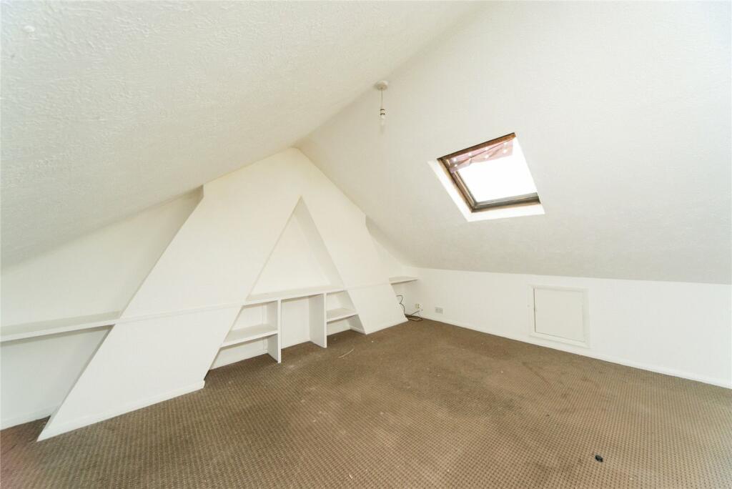5 bed End of Terrace
