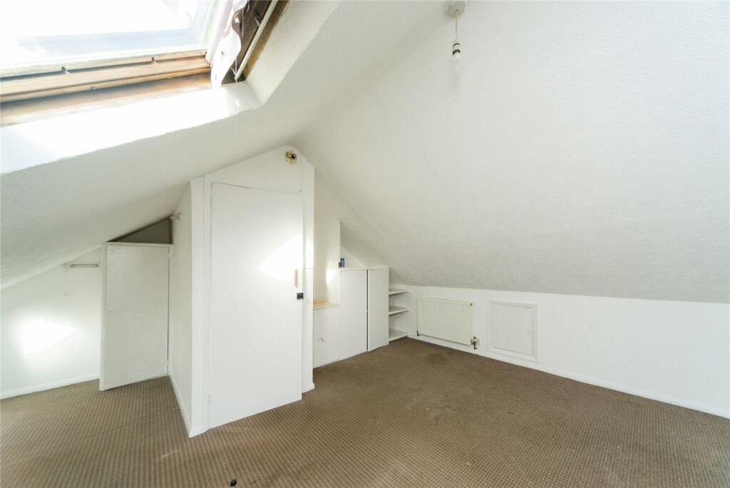5 bed End of Terrace