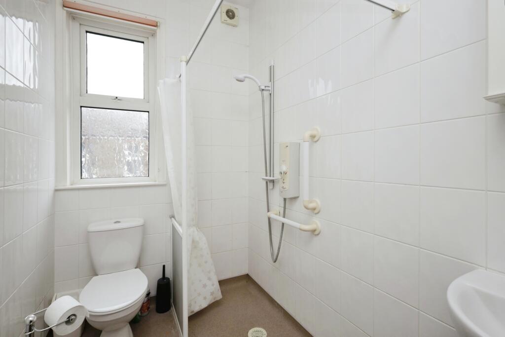 3 bed Terraced