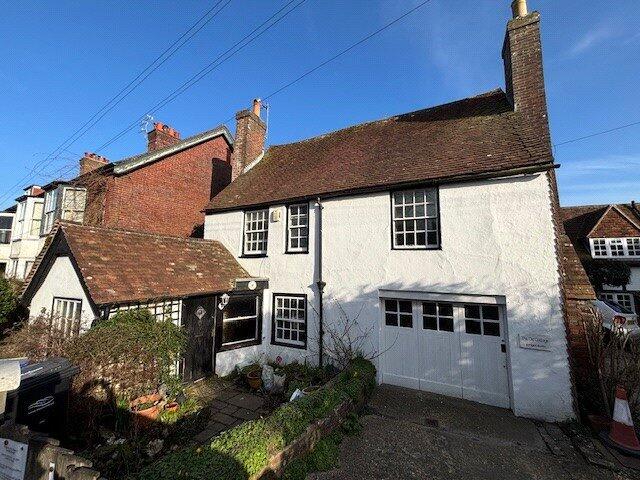2 bed Character Property