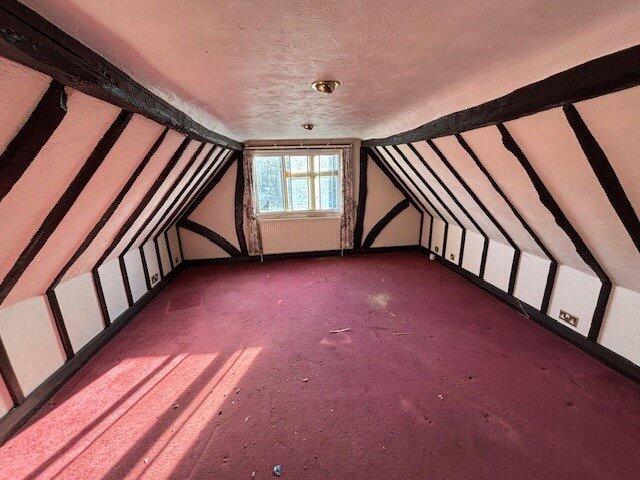 2 bed Character Property