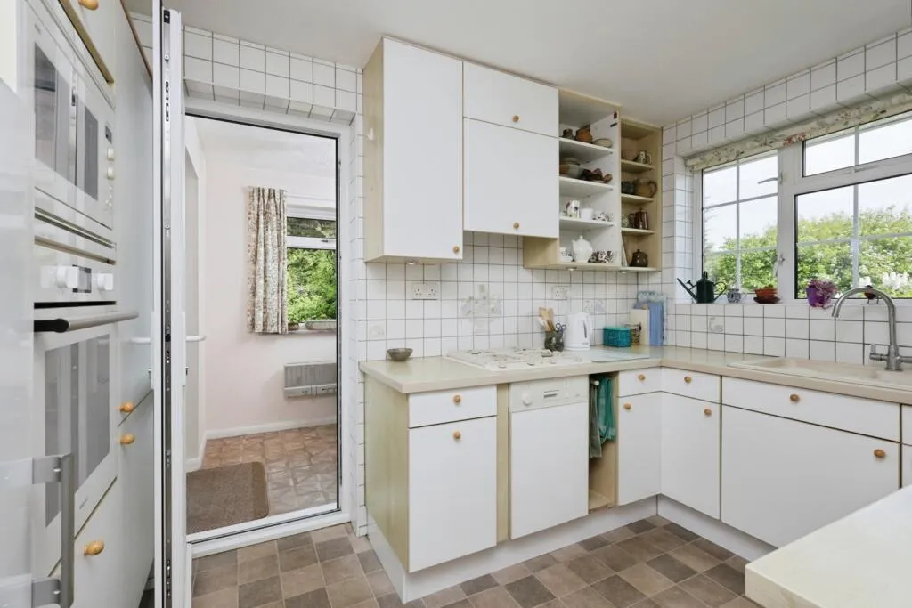 3 bed Detached Bungalow