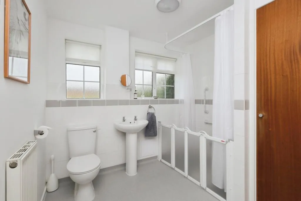 3 bed Detached Bungalow