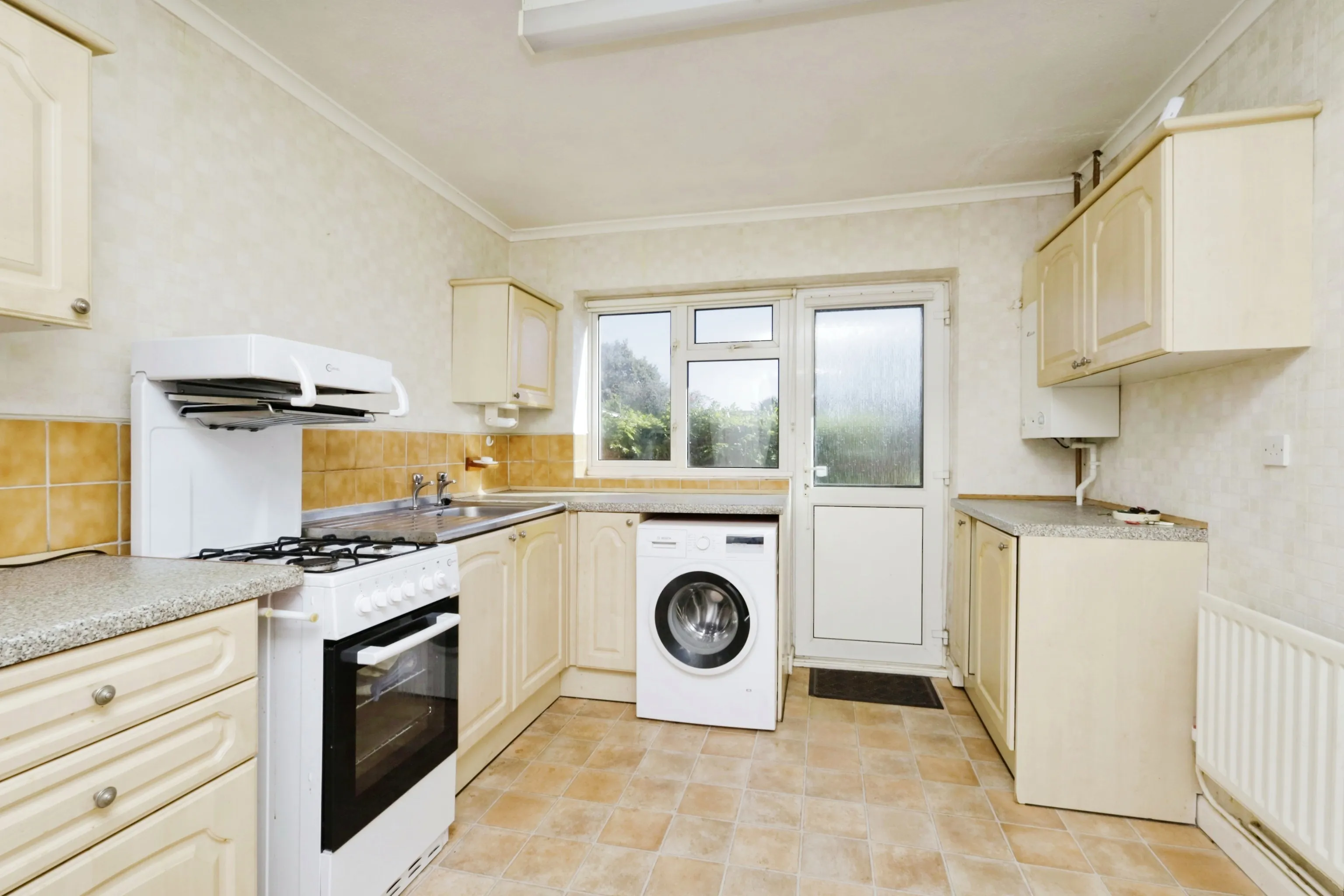 2 bed Detached Bungalow