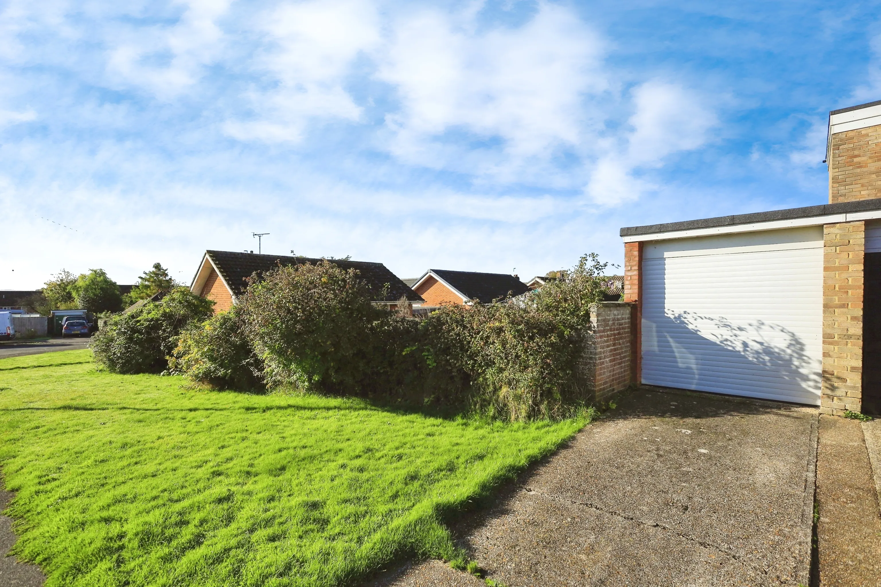2 bed Detached Bungalow