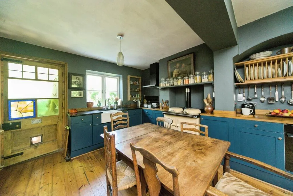 3 bed Semi-Detached
