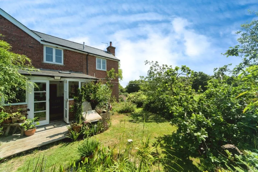 3 bed Semi-Detached