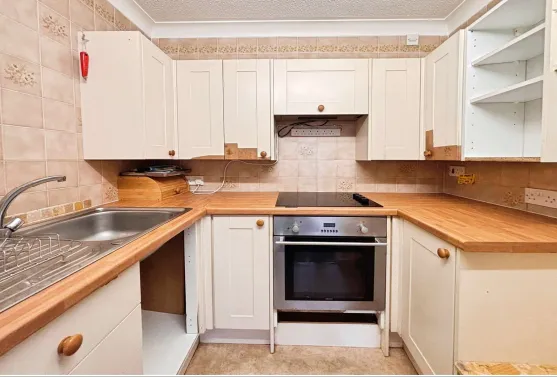 1 bed Retirement Property