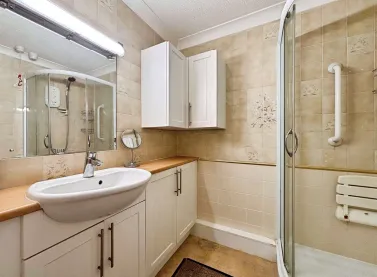 1 bed Retirement Property