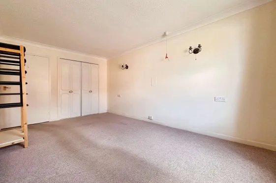 1 bed Retirement Property