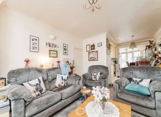 3 bed Semi-Detached