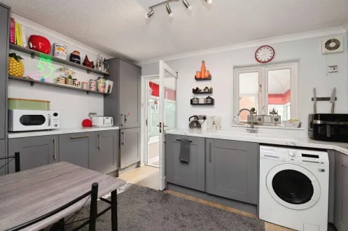 2 bed Terraced