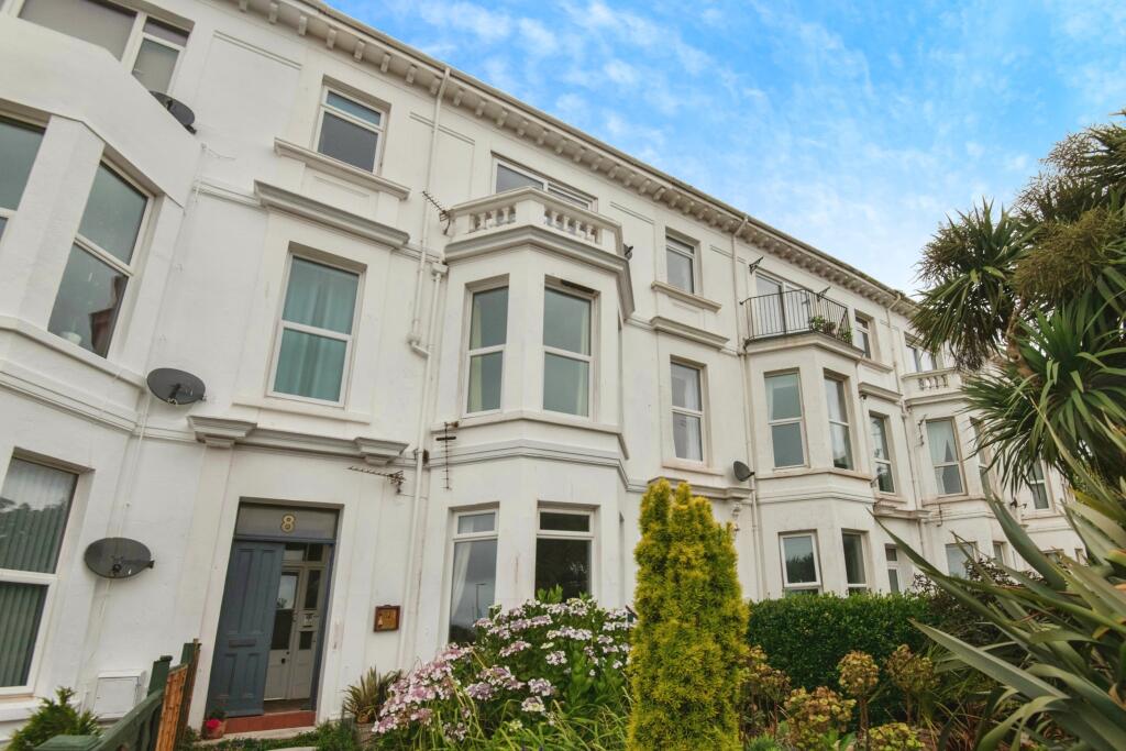2 bed Maisonette