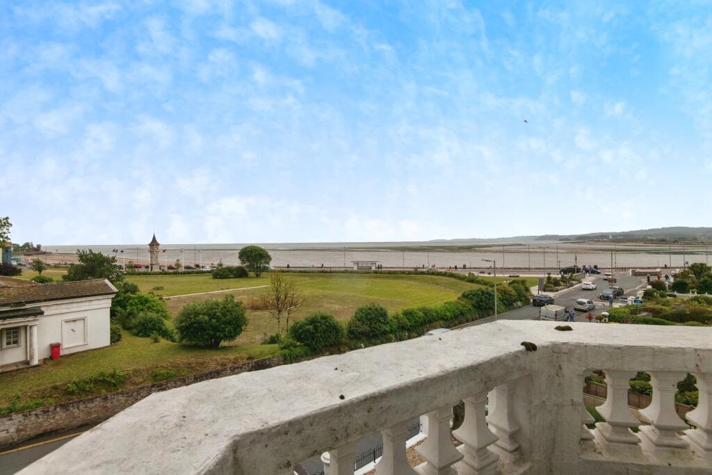 2 bed Maisonette
