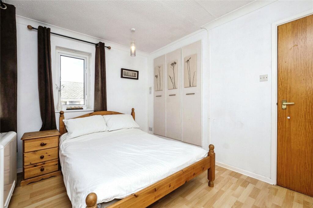 2 bed Semi-Detached Bungalow