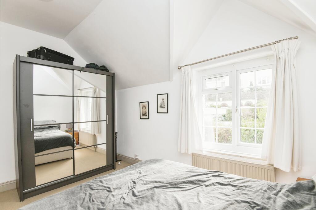 2 bed End of Terrace