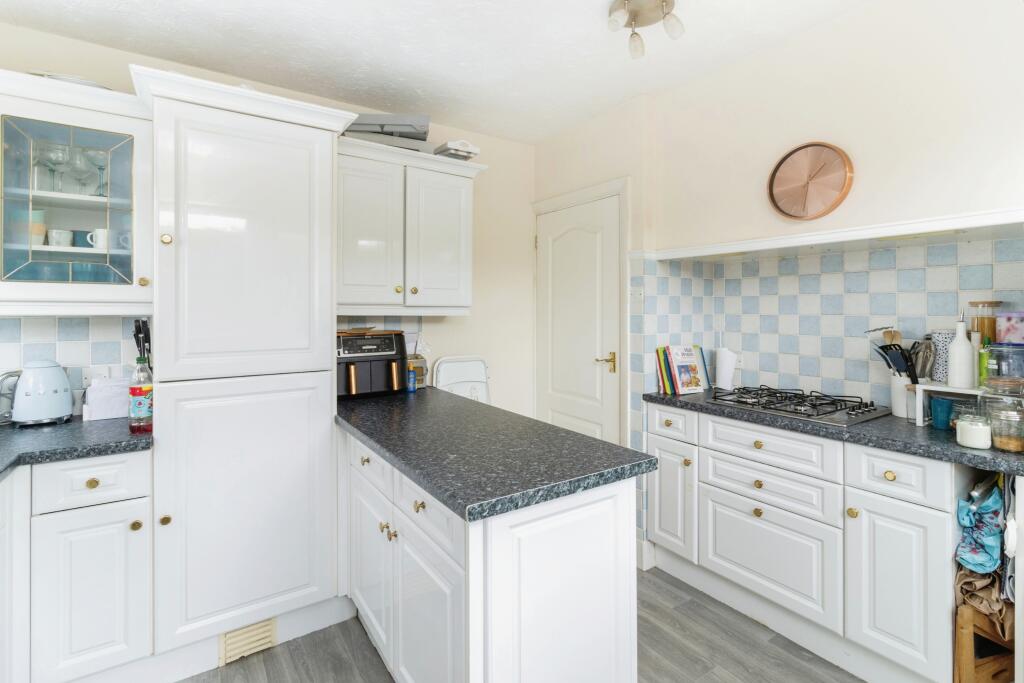 3 bed Detached Bungalow
