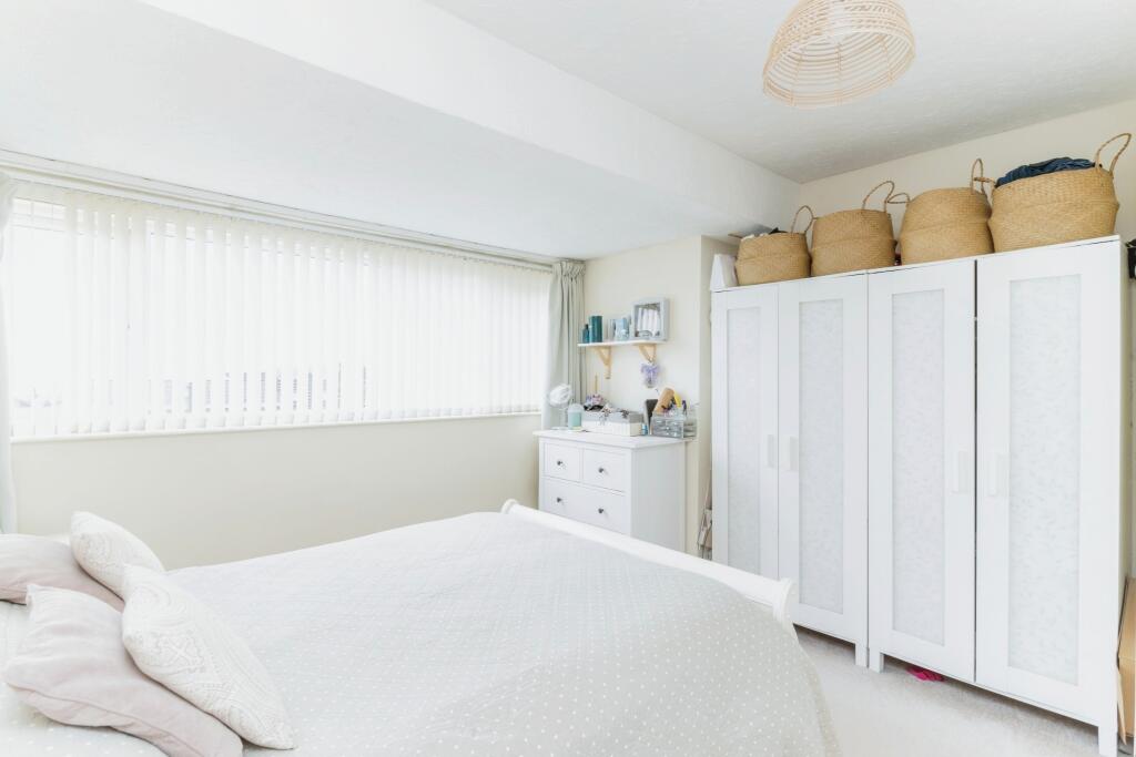 3 bed Detached Bungalow