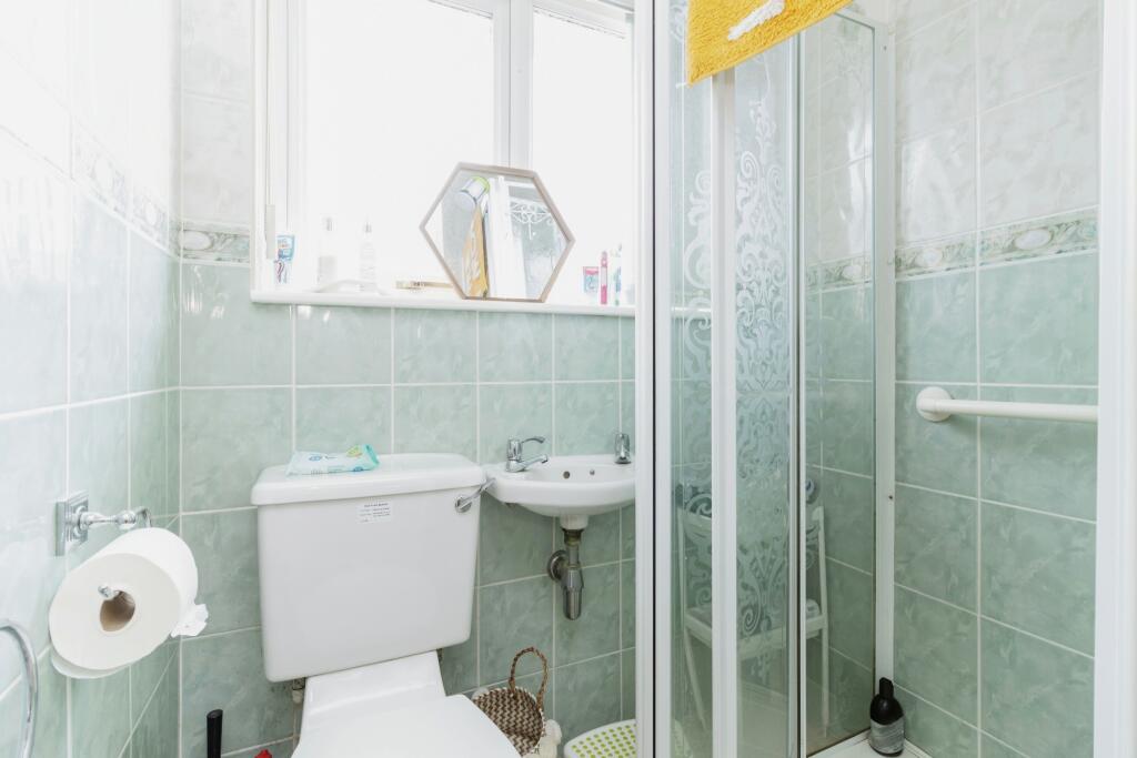 3 bed Detached Bungalow