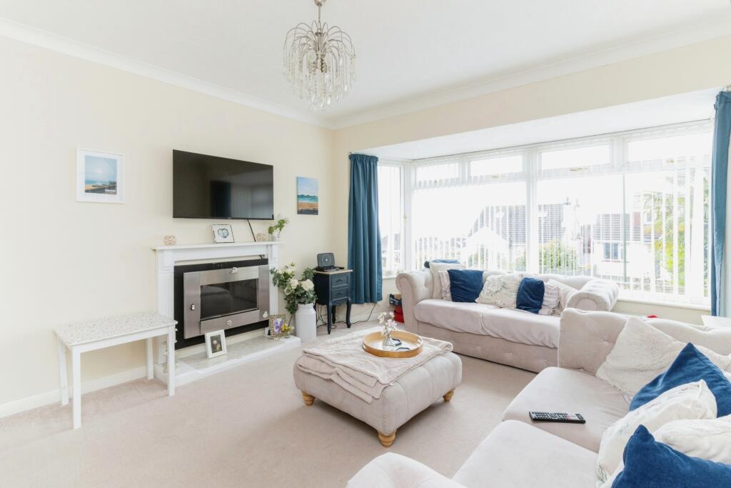 3 bed Detached Bungalow