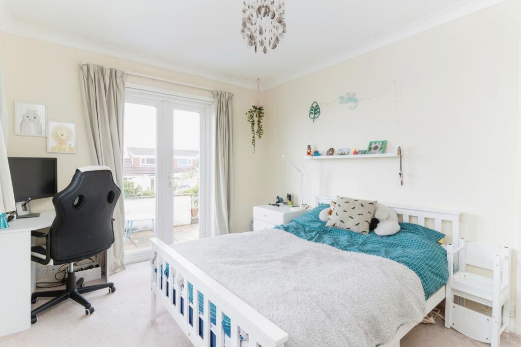3 bed Detached Bungalow