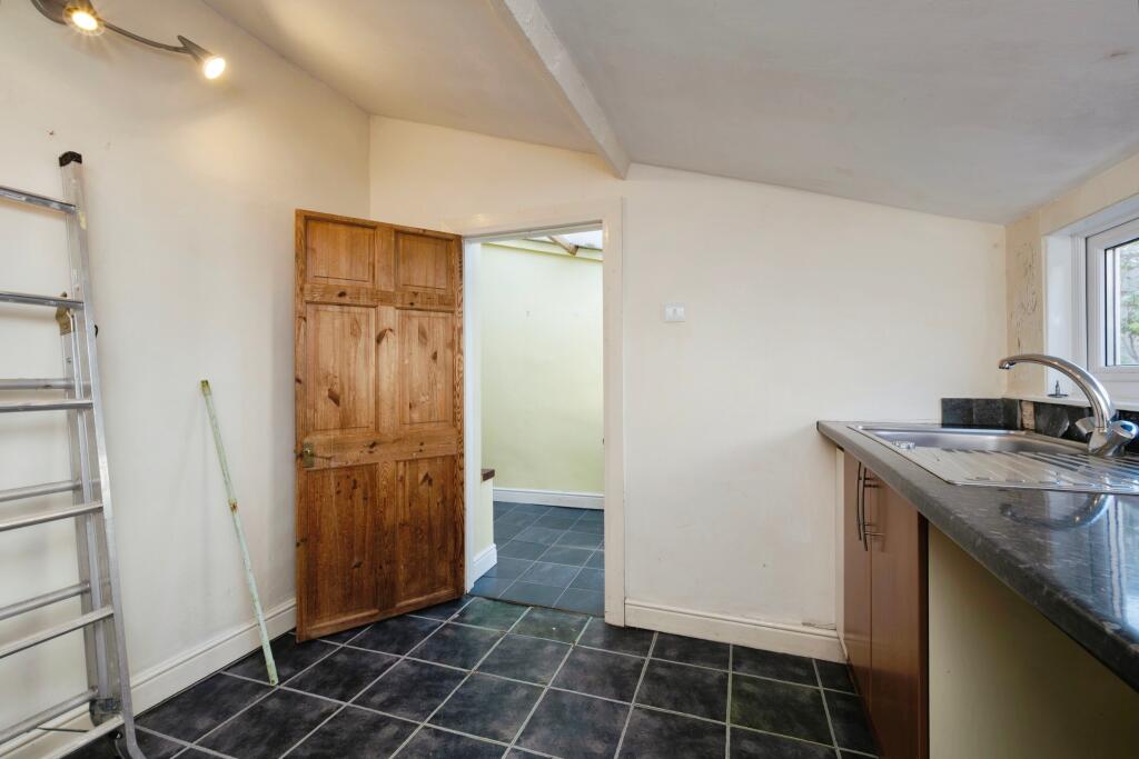 2 bed Terraced