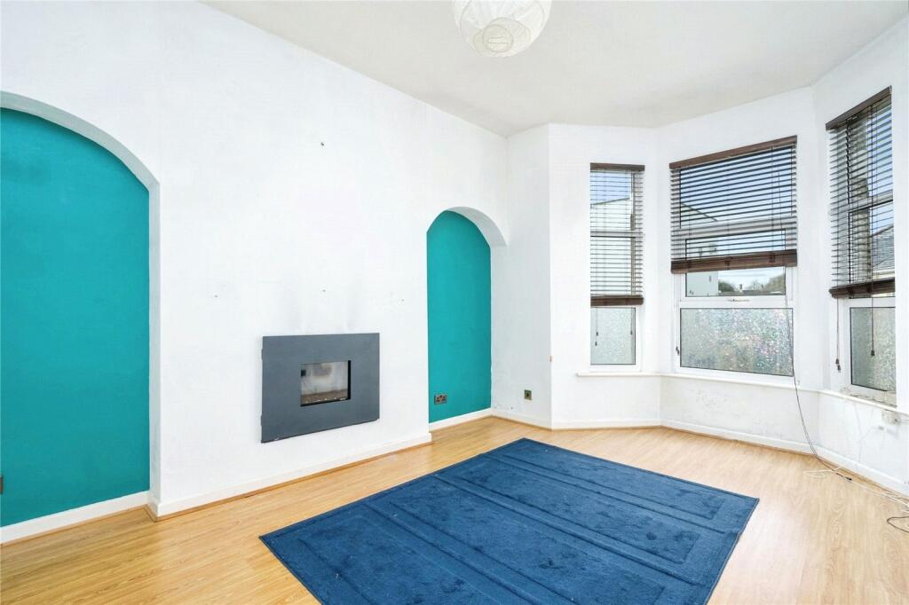 2 bed Apartment