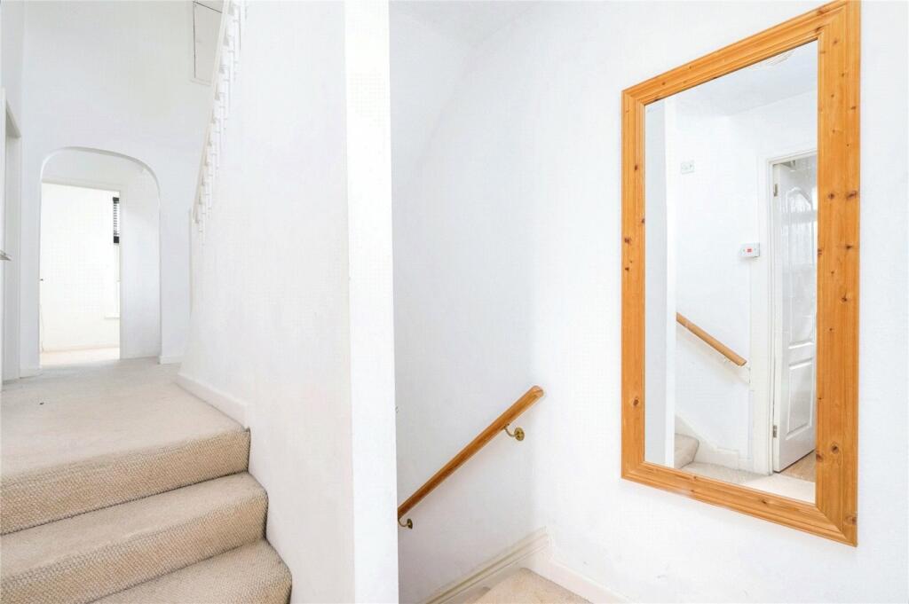 2 bed Apartment