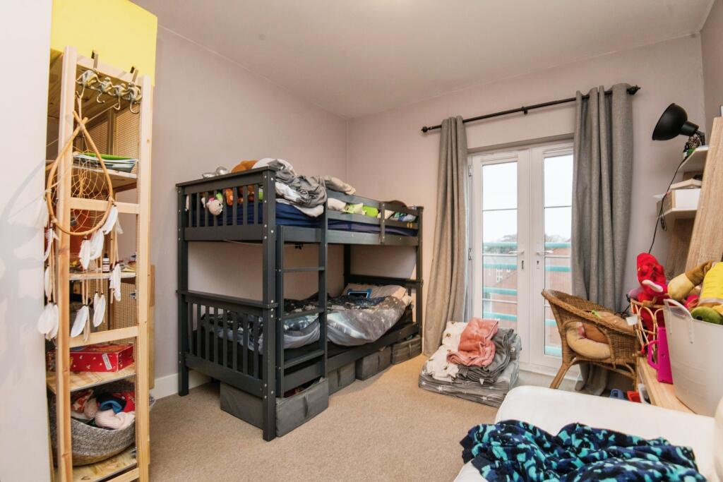 2 bed Apartment