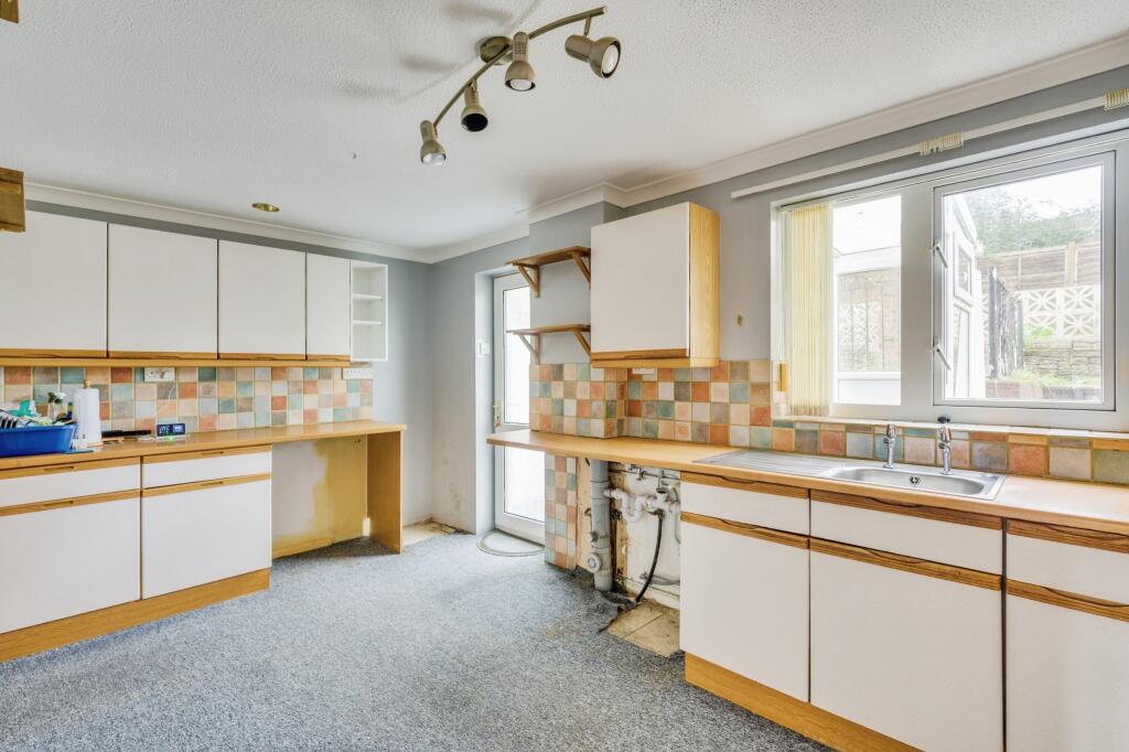 3 bed Terraced