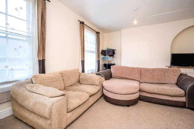 1 bed Apartment