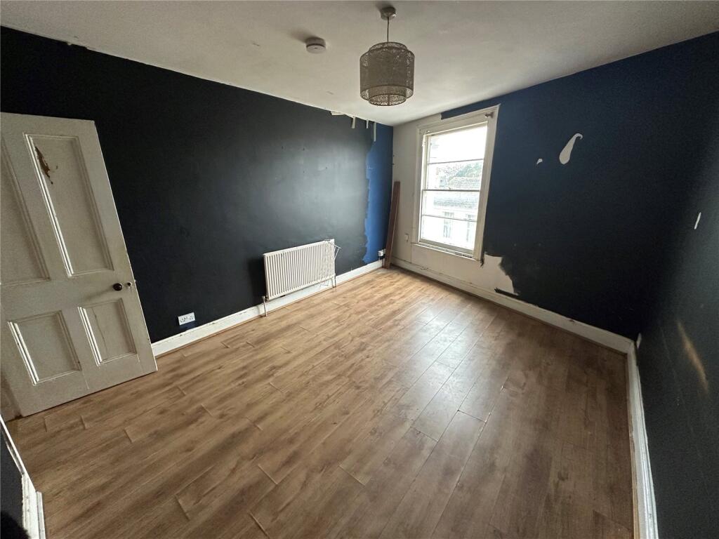 2 bed Apartment