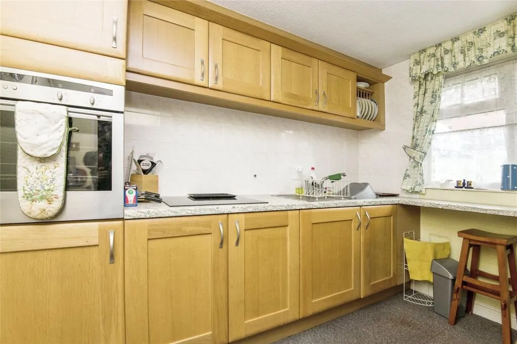 3 bed Maisonette