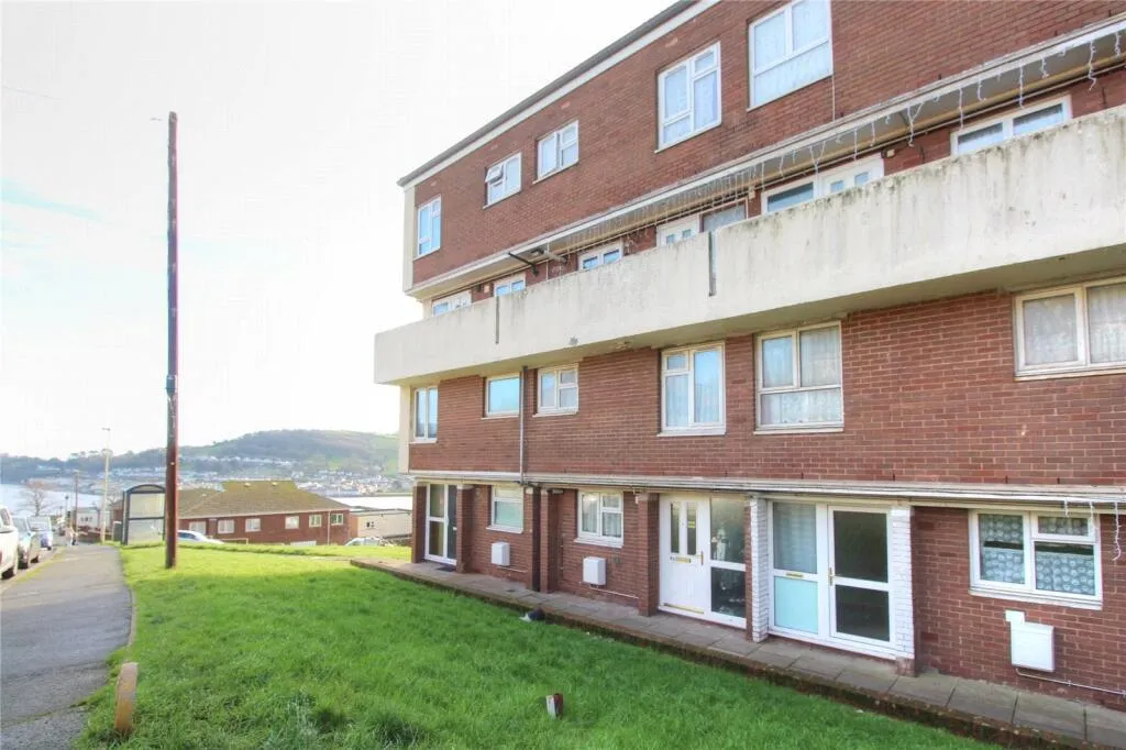 3 bed Maisonette