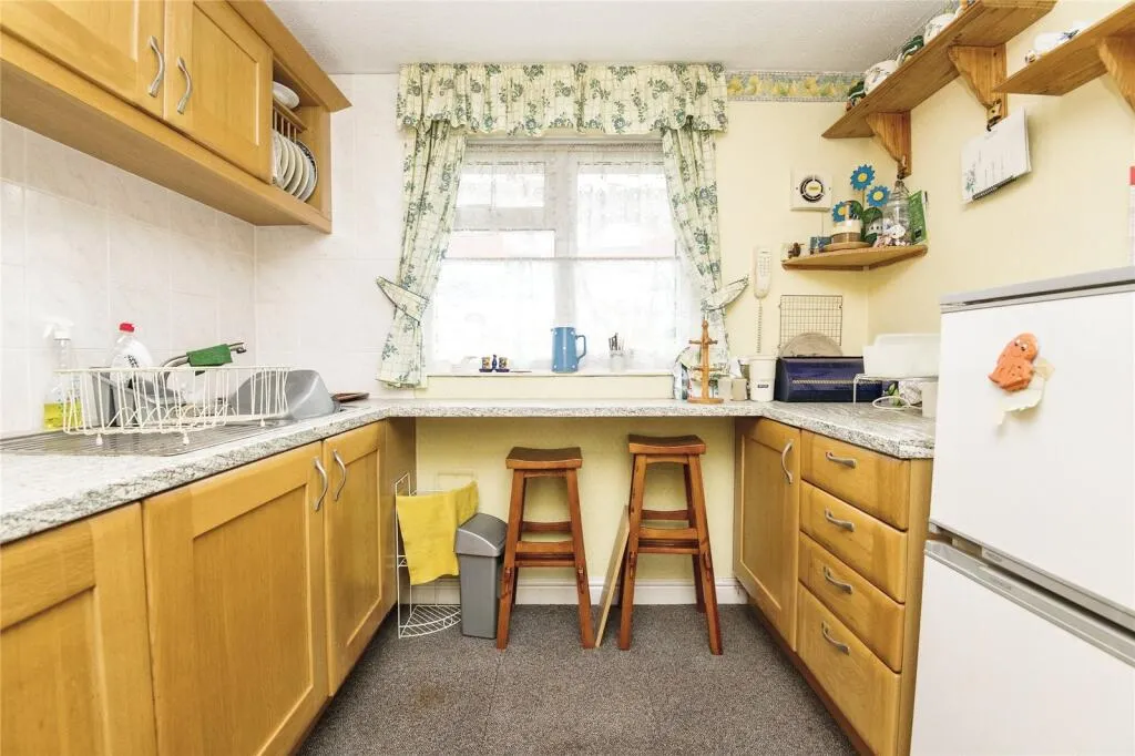3 bed Maisonette