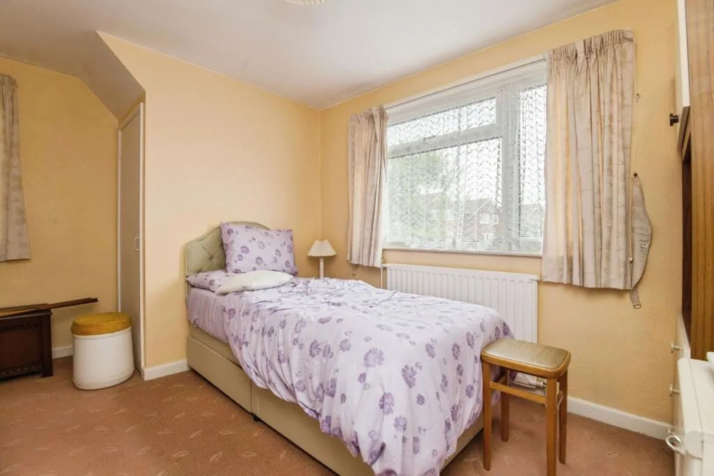 4 bed Detached