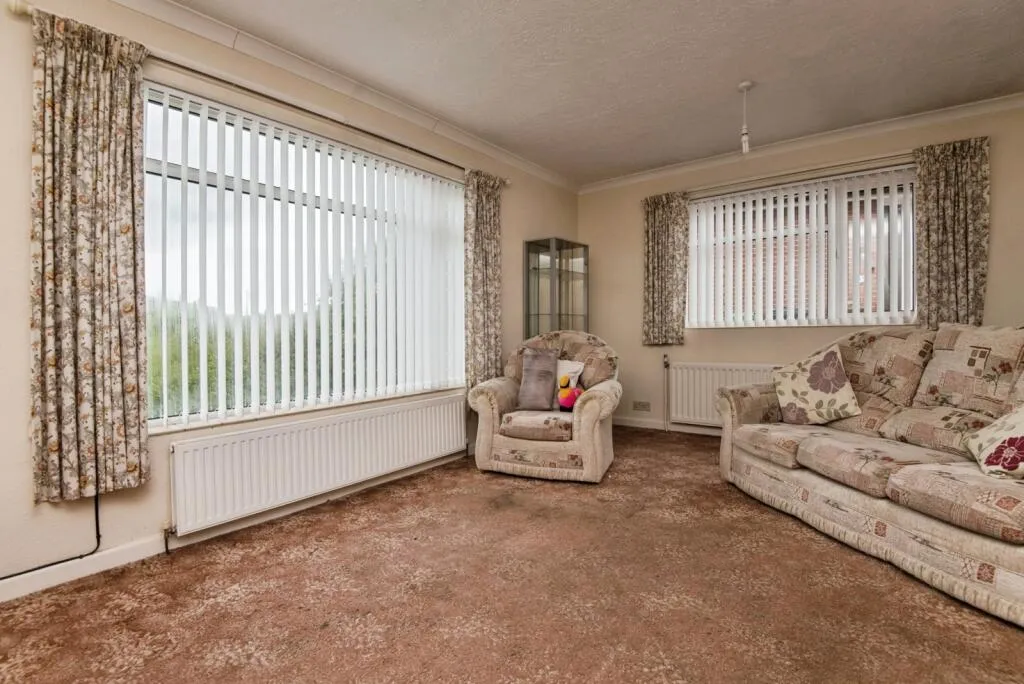 4 bed Detached